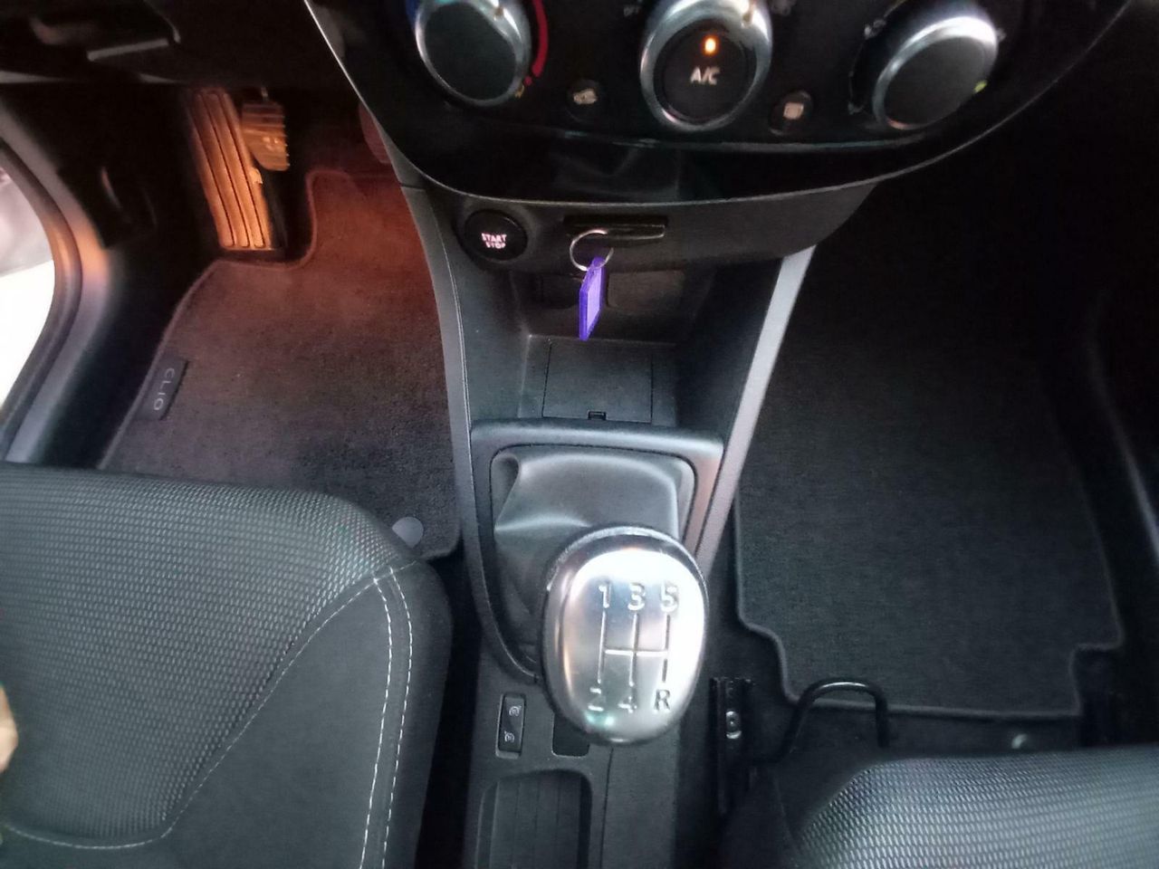 Foto Renault Clio 18