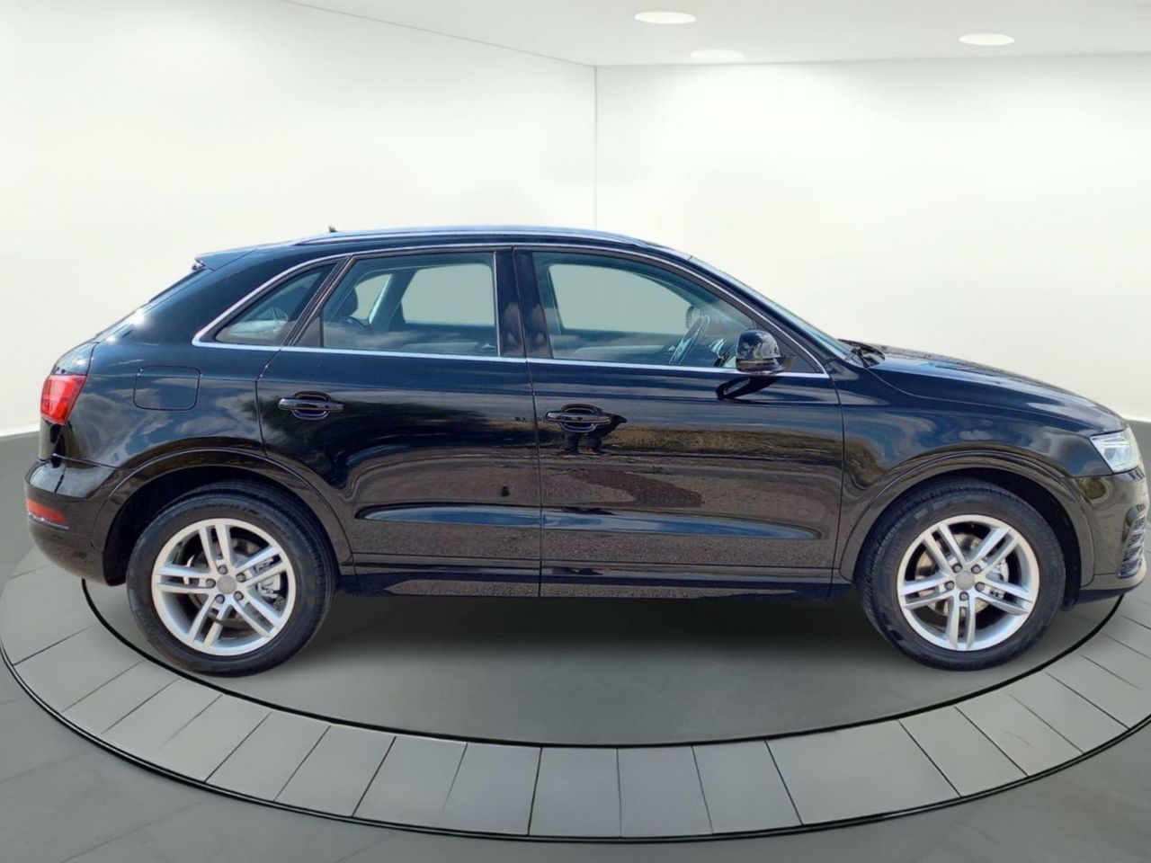 Foto Audi Q3 7