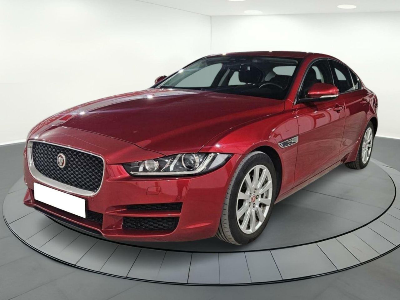 Foto Jaguar XE 1