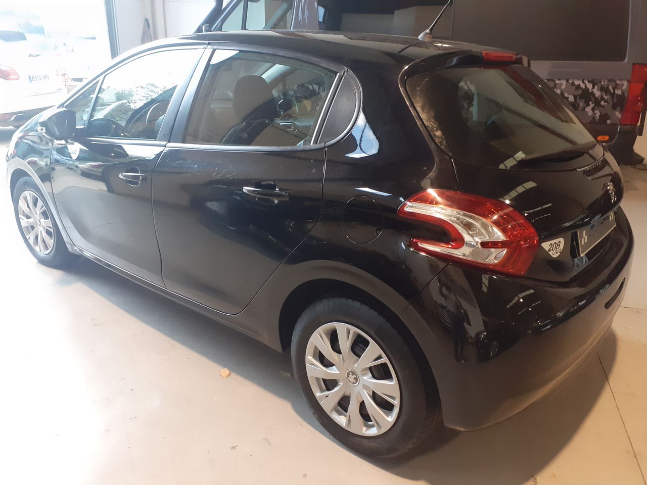 Foto Peugeot 208 4