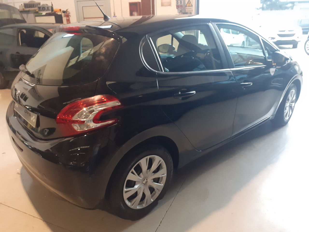 Foto Peugeot 208 6