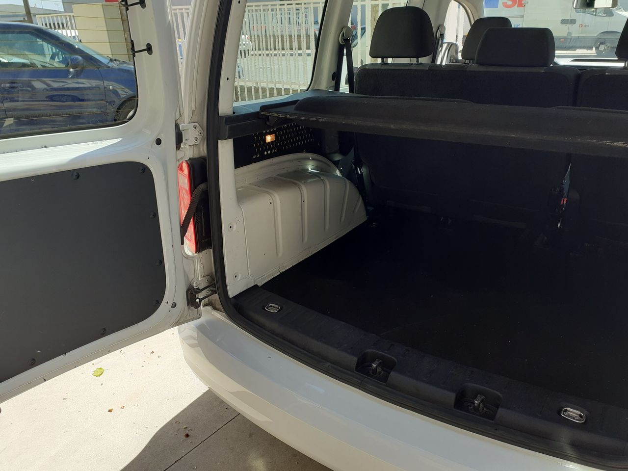 Foto Volkswagen Caddy 14