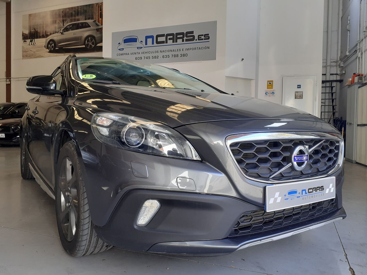 Foto Volvo V60 Cross Country 14