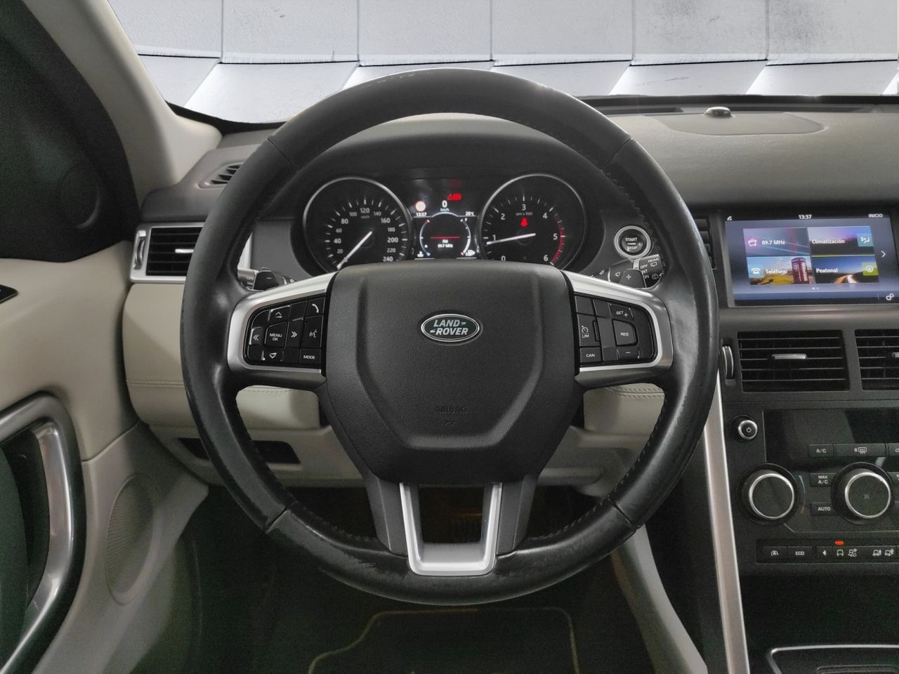 Foto Land-Rover Discovery Sport 9