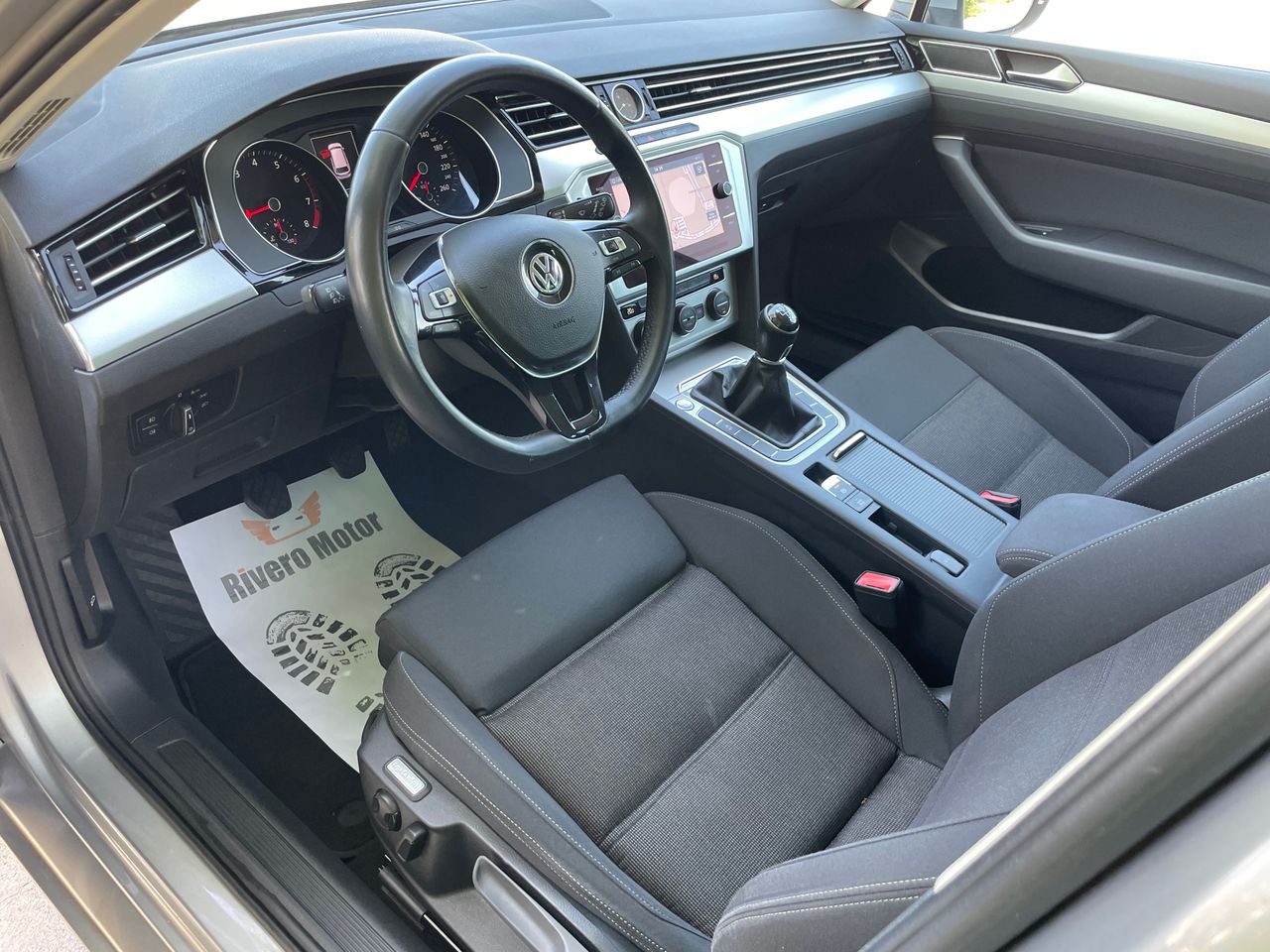 Foto Volkswagen Passat 11