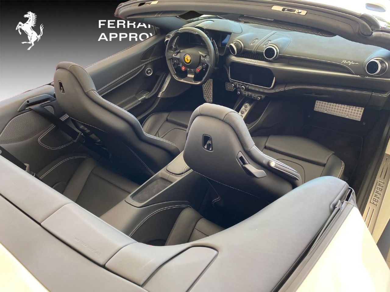 Foto Ferrari Portofino 15