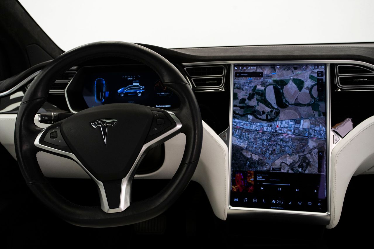 Foto Tesla Model X 15