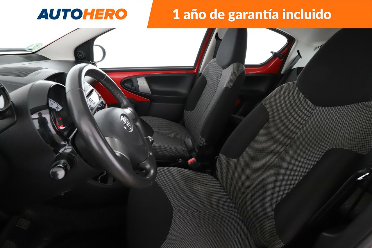 Foto Toyota Aygo 11