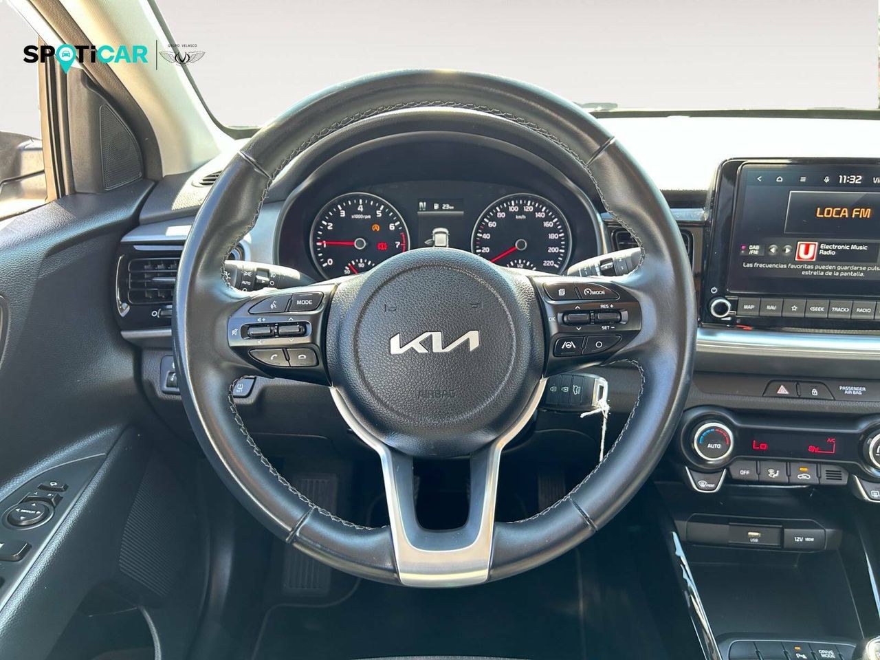 Foto Kia Stonic 12