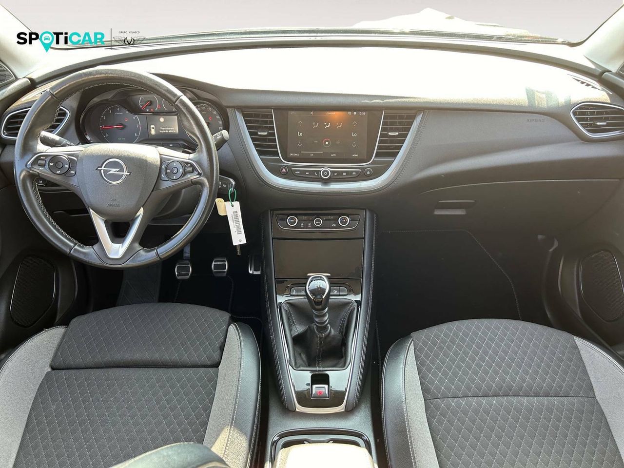 Foto Opel Grandland X 10