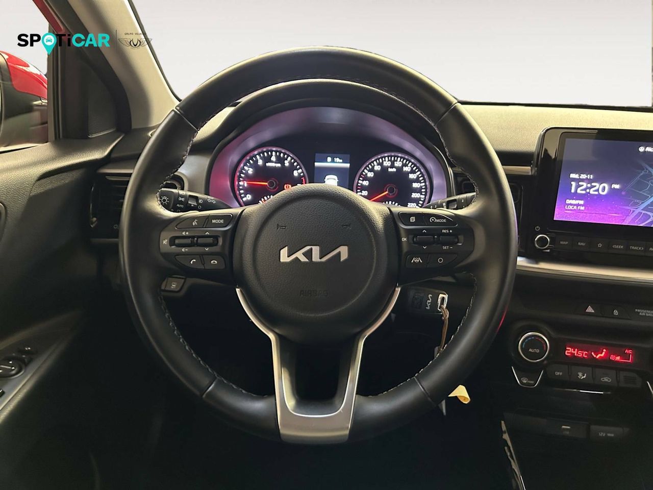 Foto Kia Stonic 12