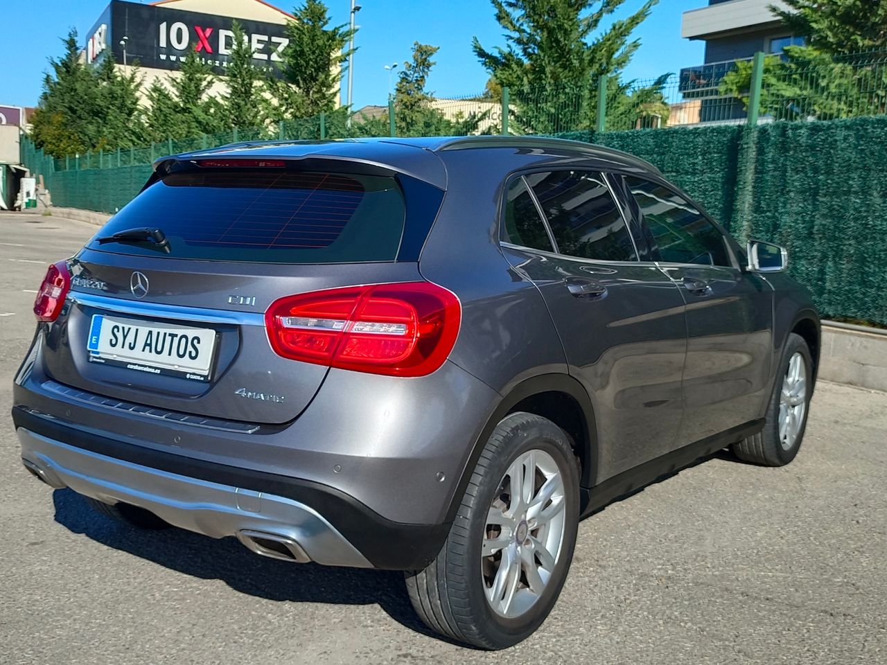 Foto Mercedes-Benz Clase GLA 2