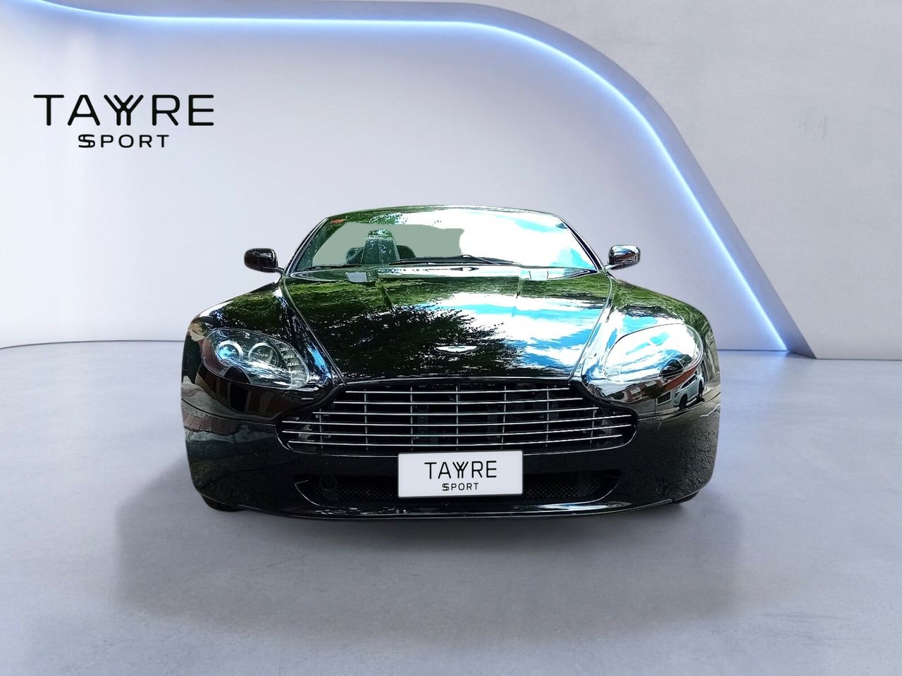 Foto Aston martin Vantage 2