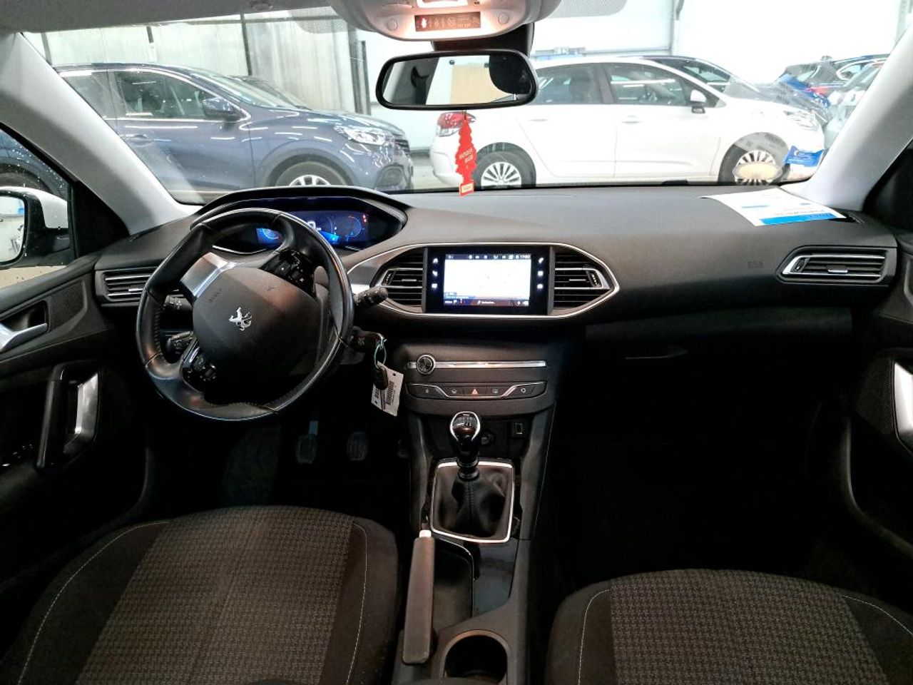 Foto Peugeot 308 8