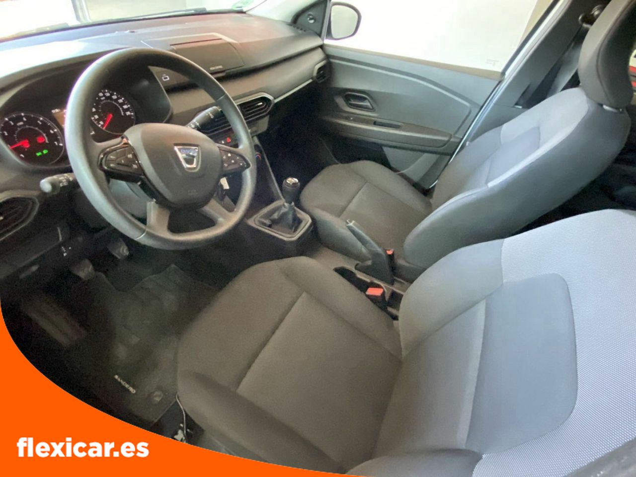 Foto Dacia Sandero 18