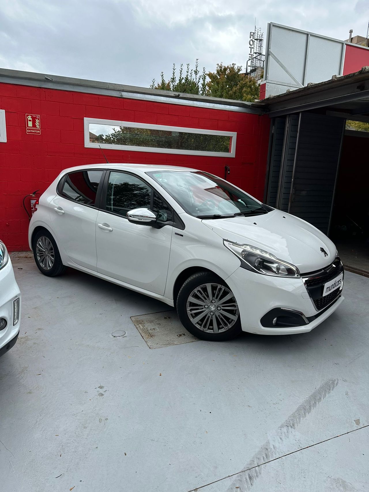 Foto Peugeot 208 4