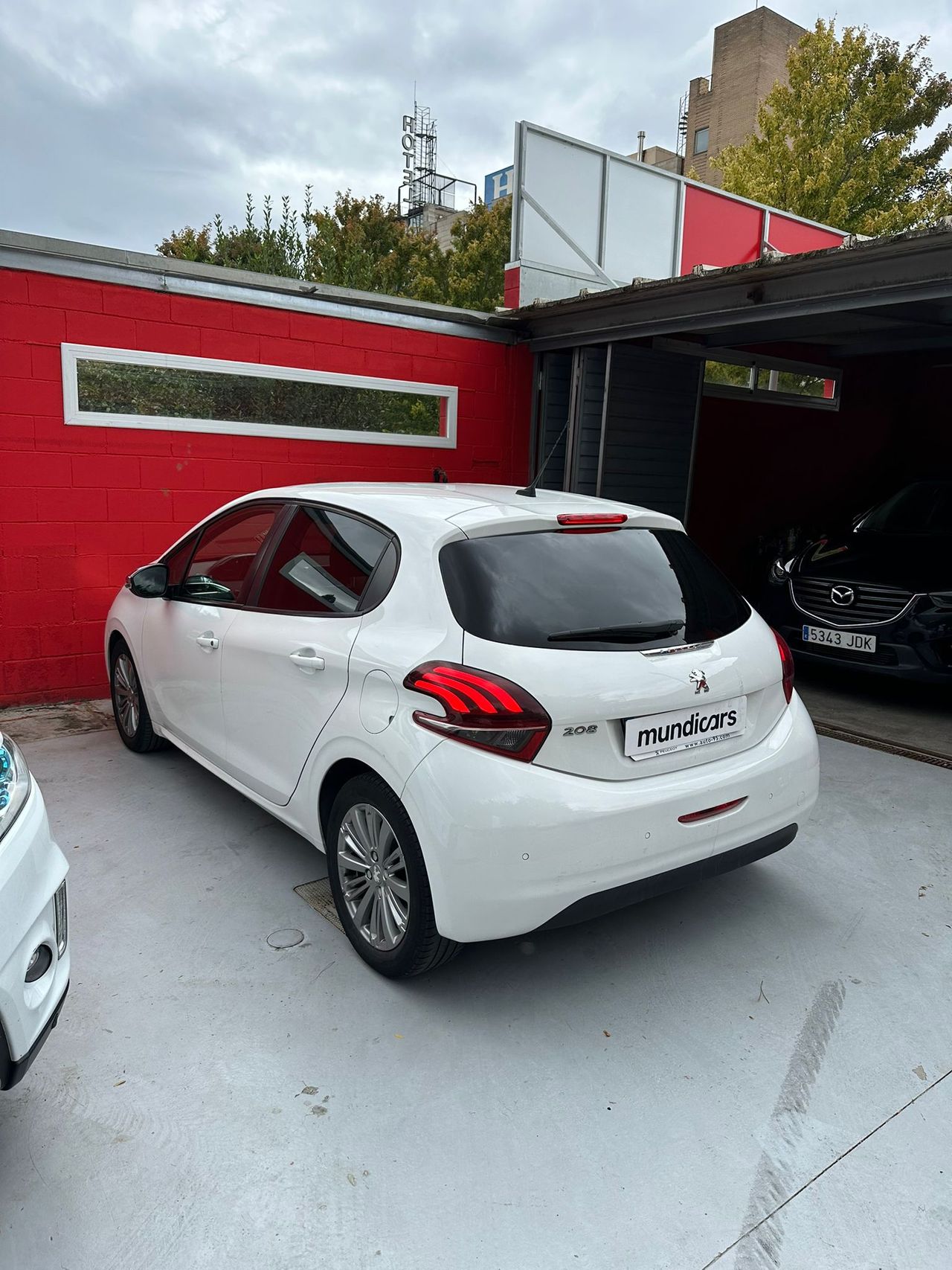 Foto Peugeot 208 12