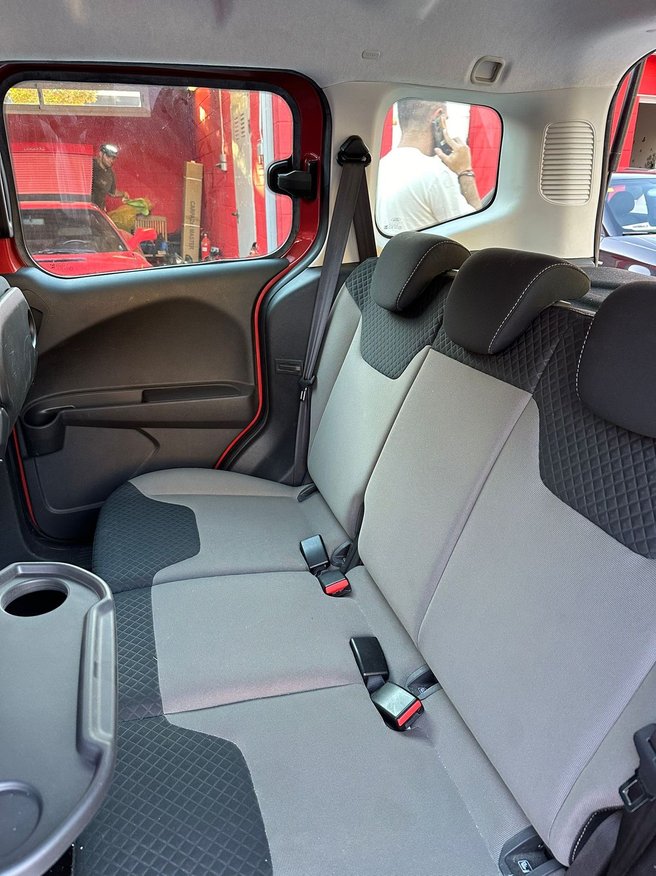 Foto Ford Tourneo Courier 14