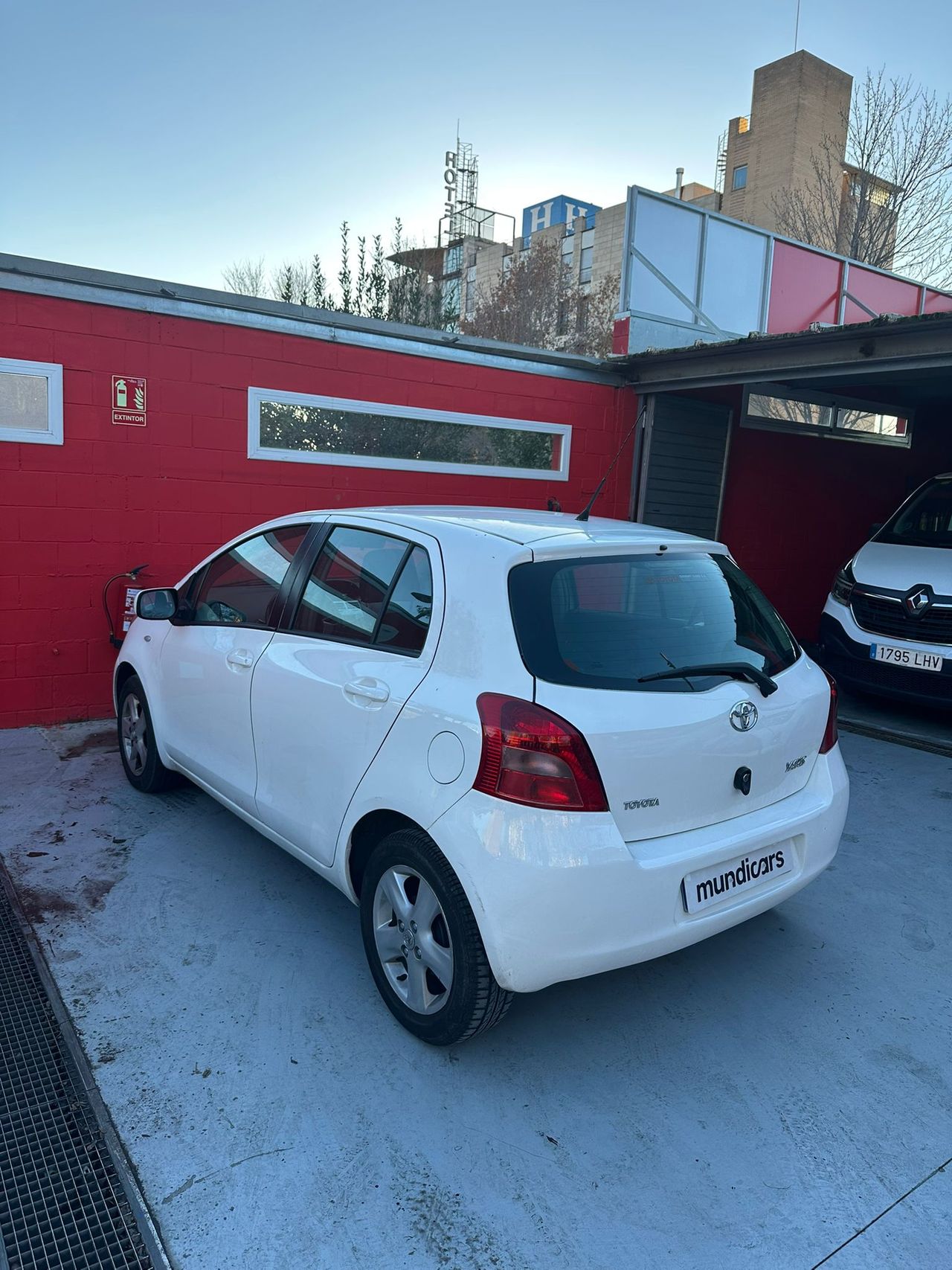 Foto Toyota Yaris 12