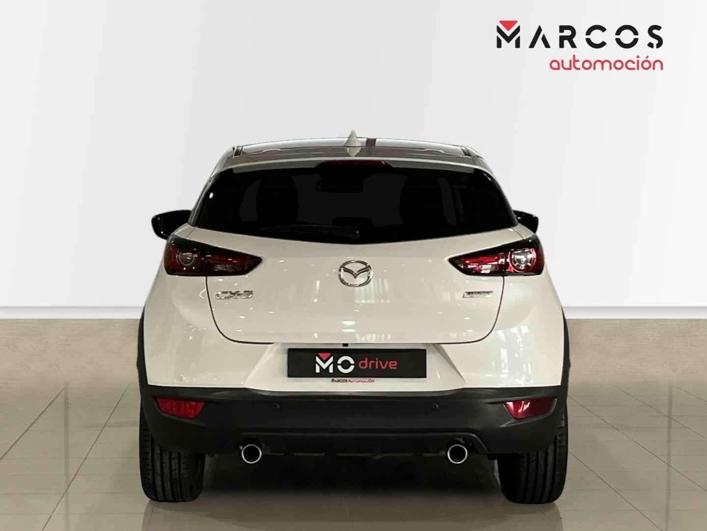 Foto Mazda CX-3 4