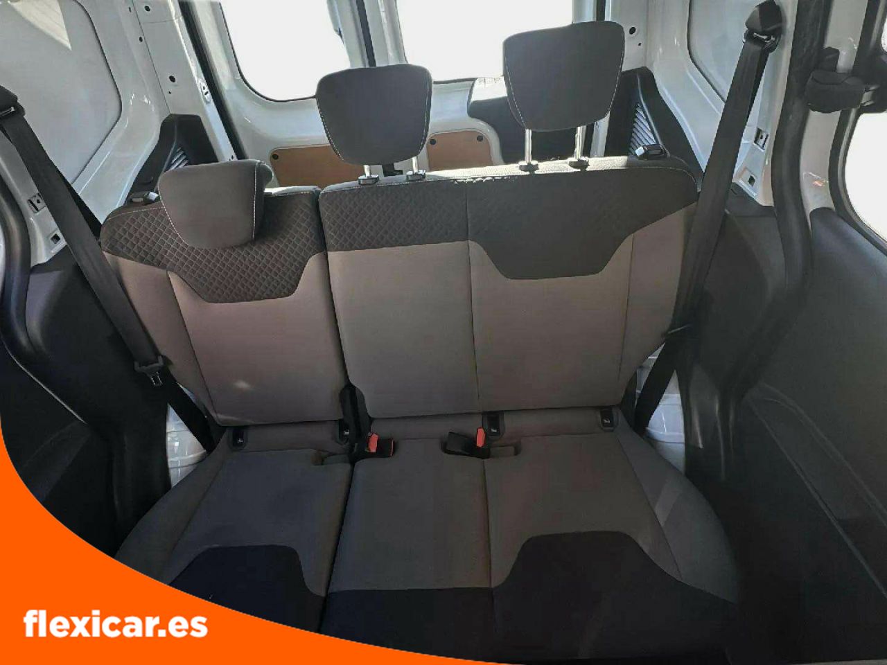 Foto Ford Transit  Courier 16