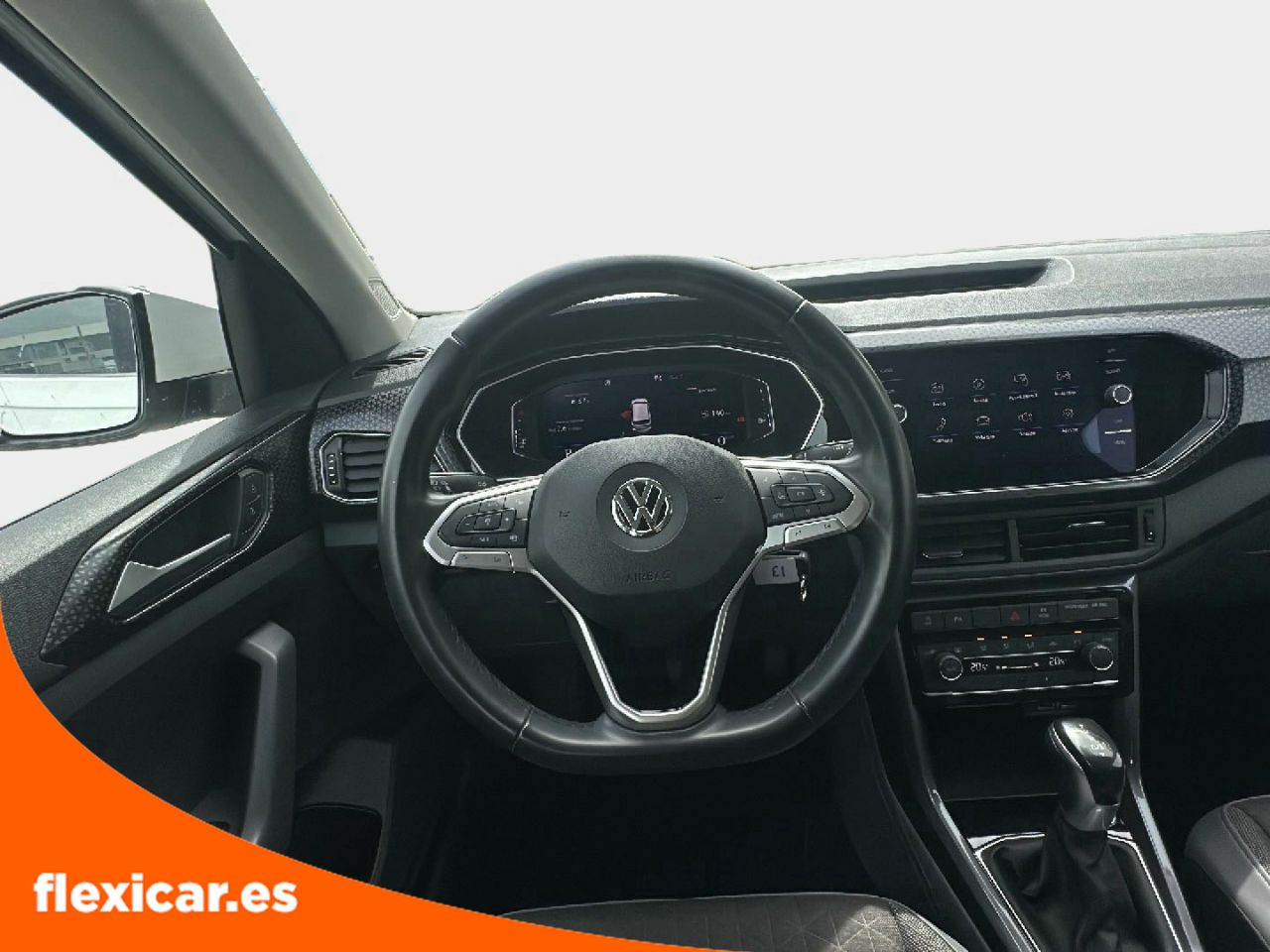 Foto Volkswagen T-Cross 13