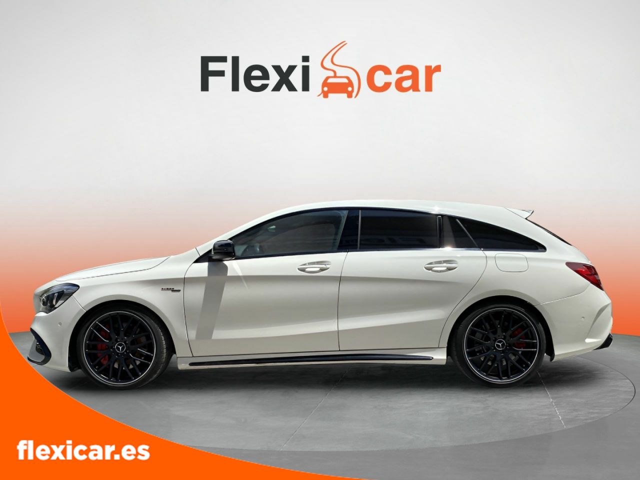 Foto Mercedes-Benz Clase CLA 4