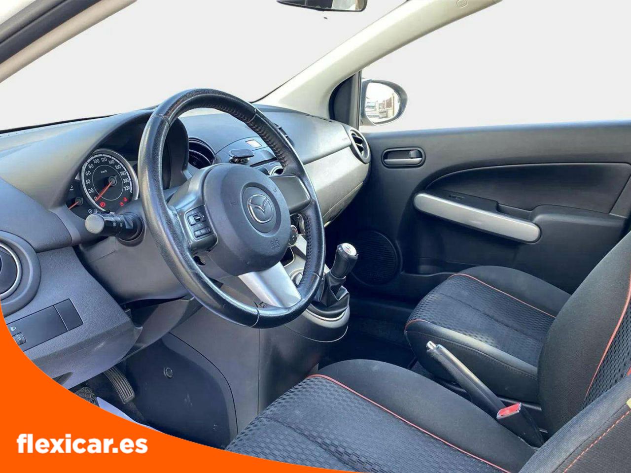 Foto Mazda Mazda2 14