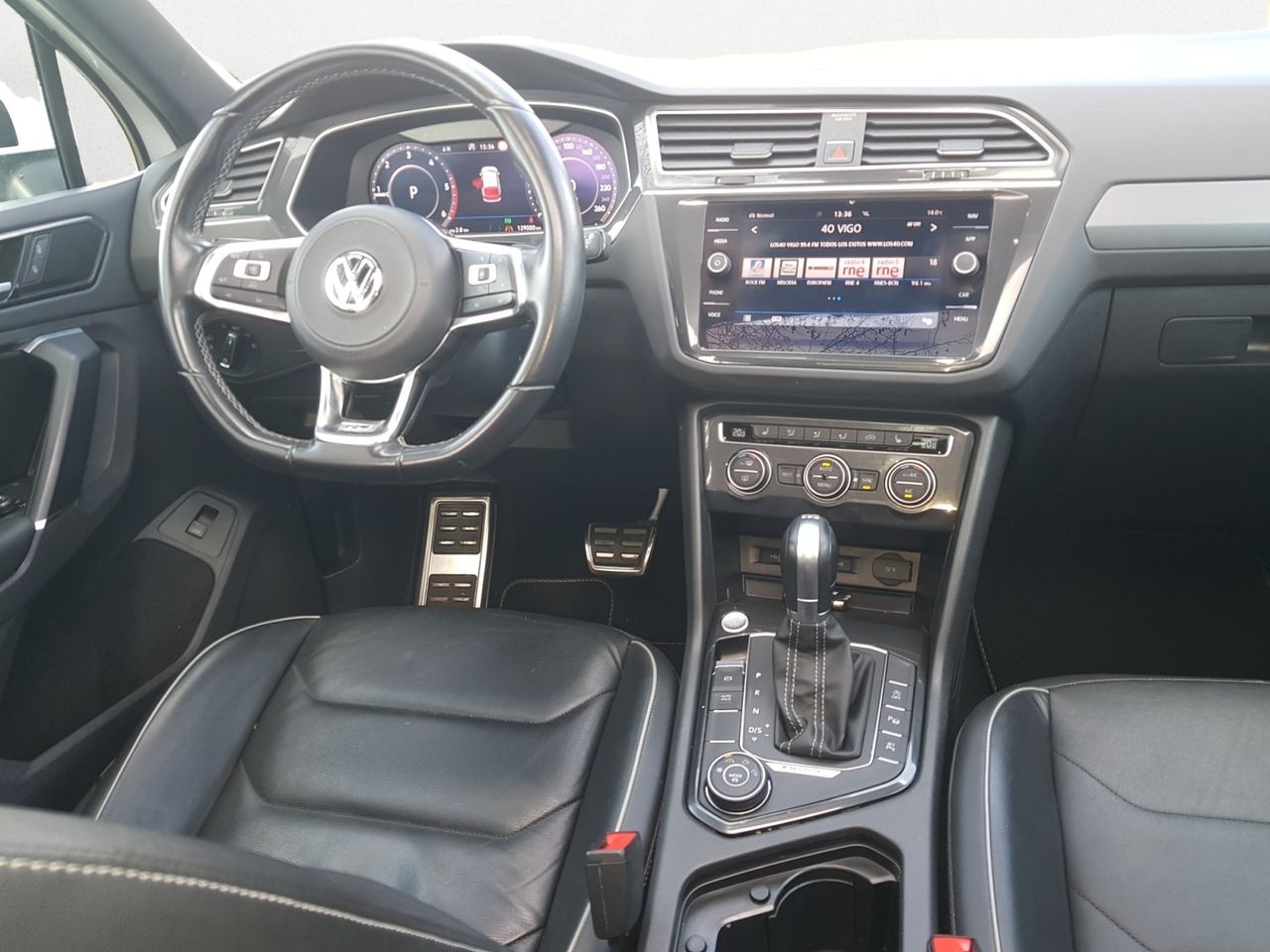 Foto Volkswagen Tiguan 14