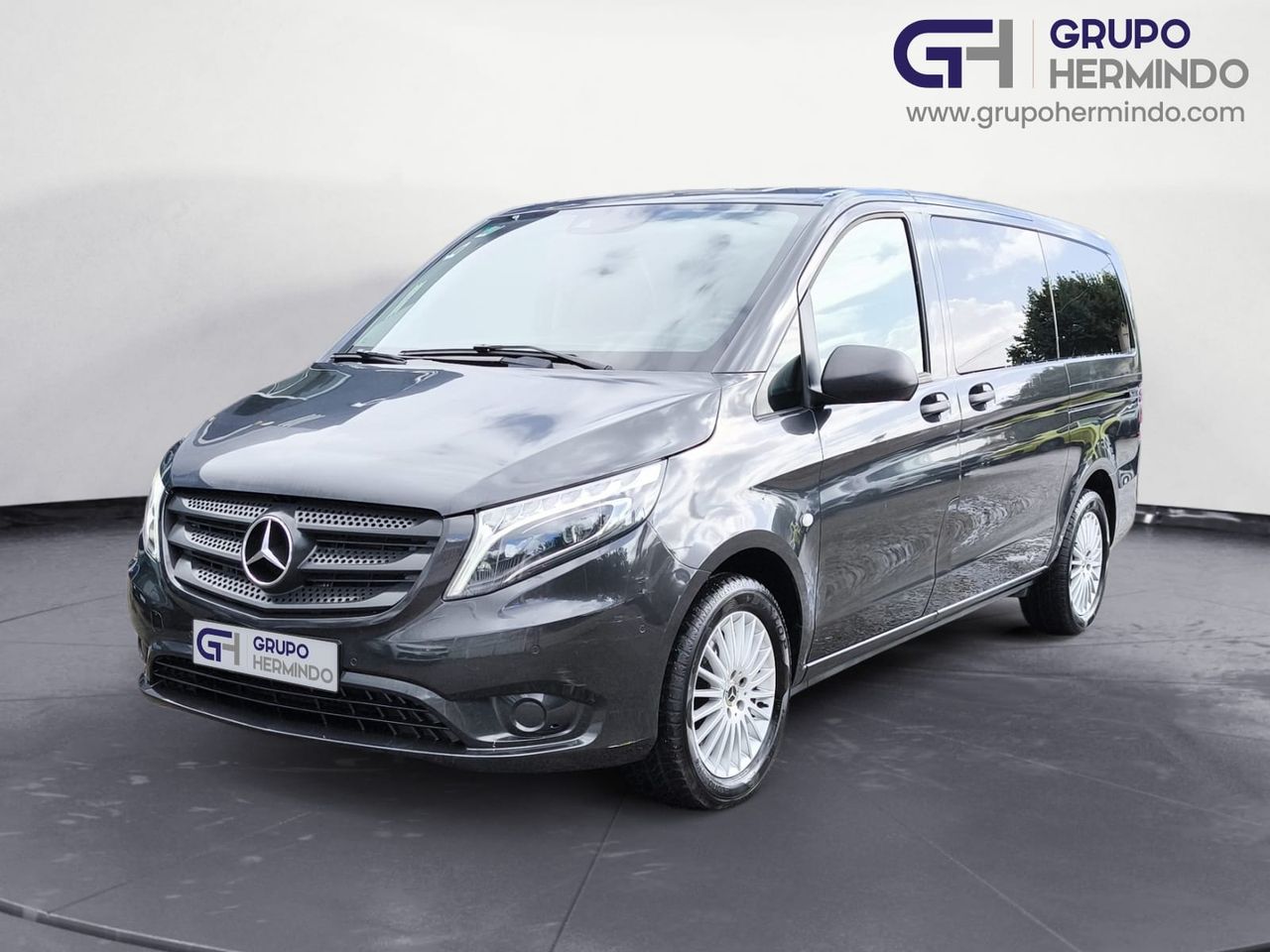 Foto Mercedes-Benz Vito 1