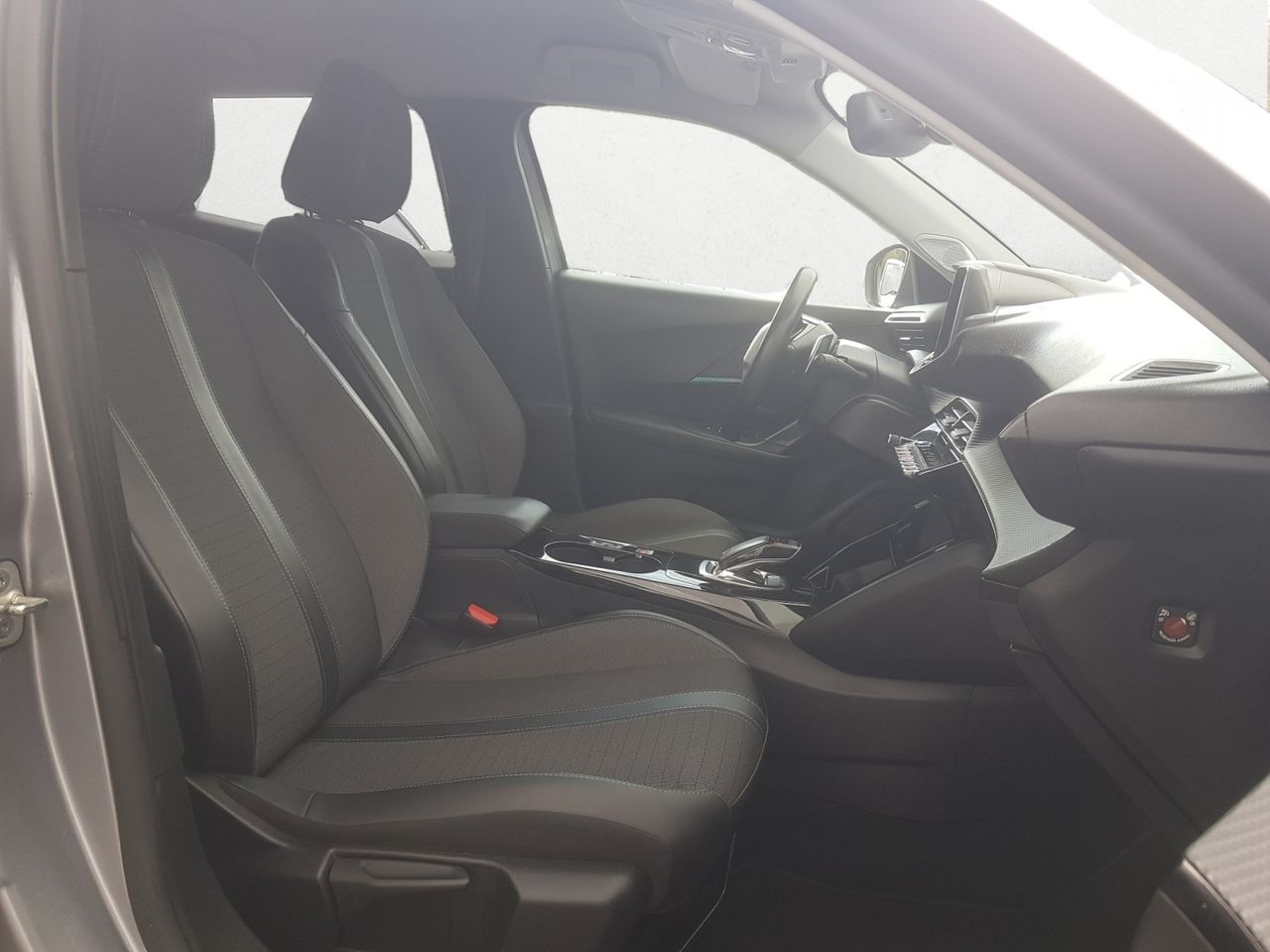 Foto Peugeot 2008 15