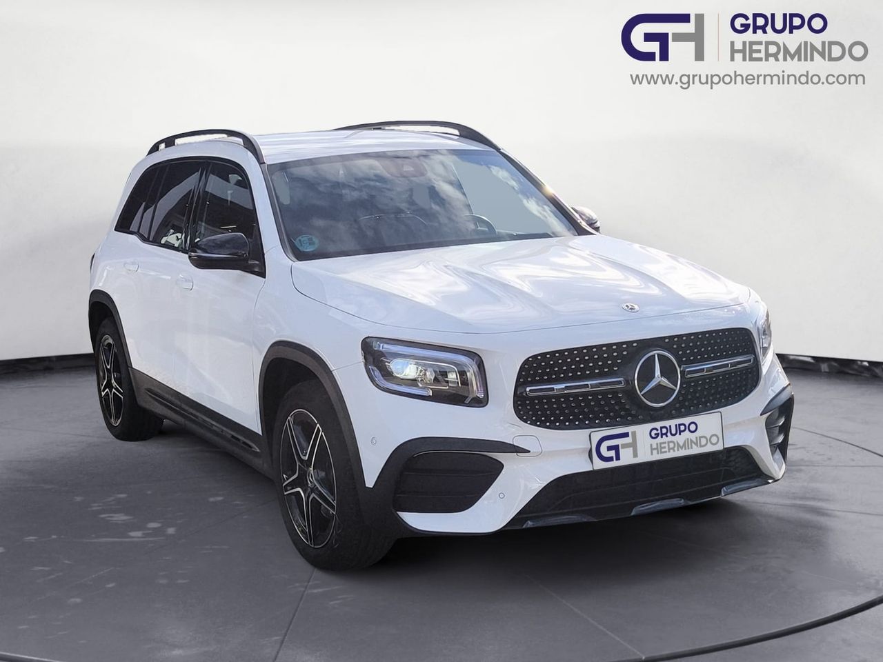 Foto Mercedes-Benz Clase GLB 2