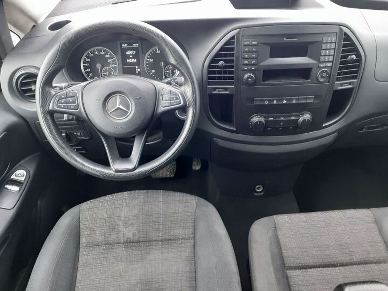 Foto Mercedes-Benz Vito 8