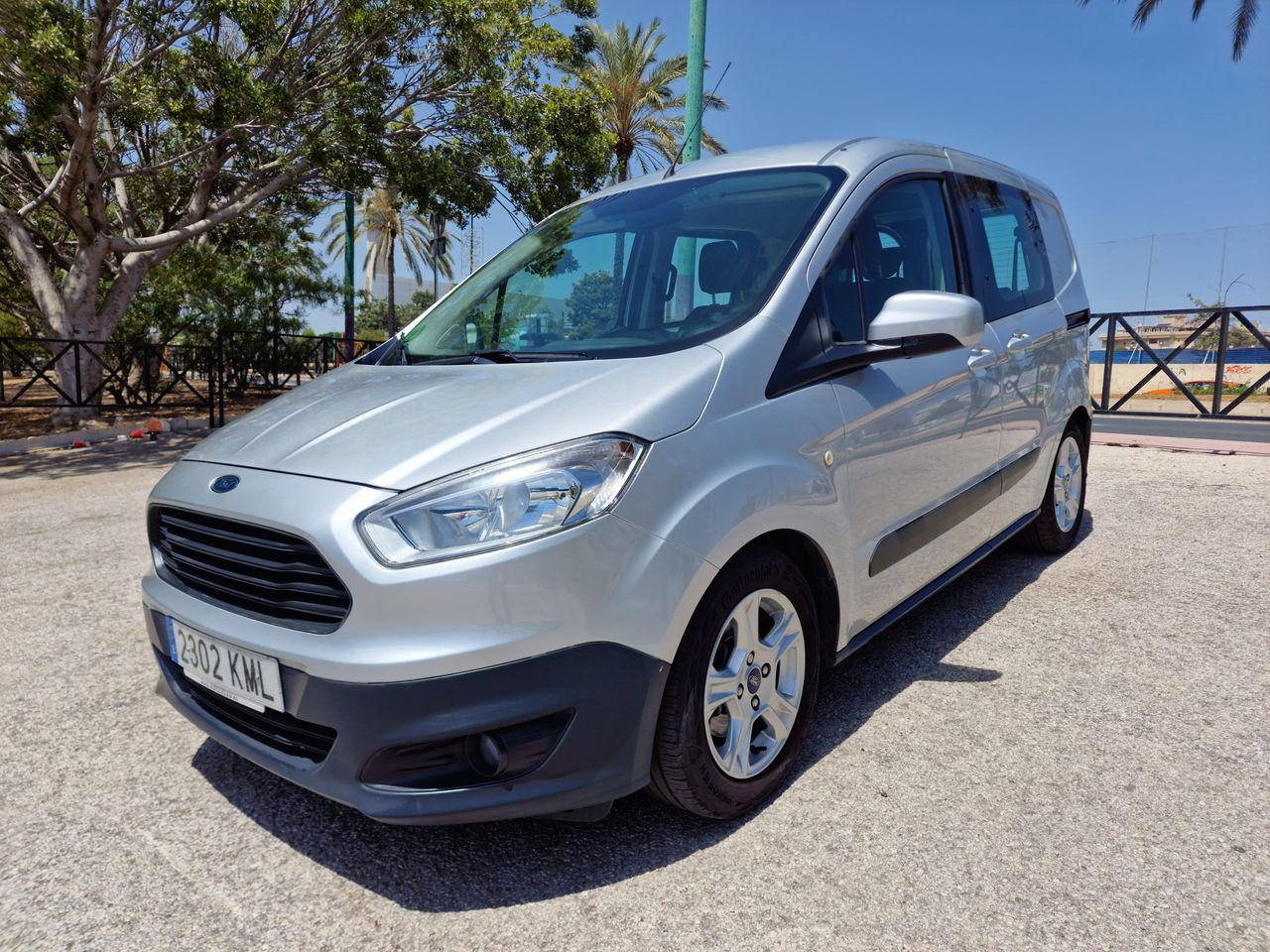 Foto Ford Transit  Courier 3