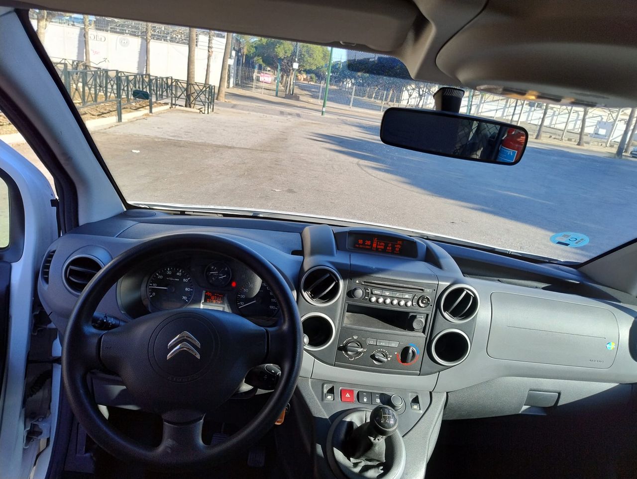 Foto Citroën Berlingo  Furgon 11