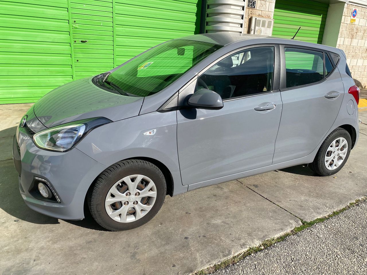 Foto Hyundai i10 4