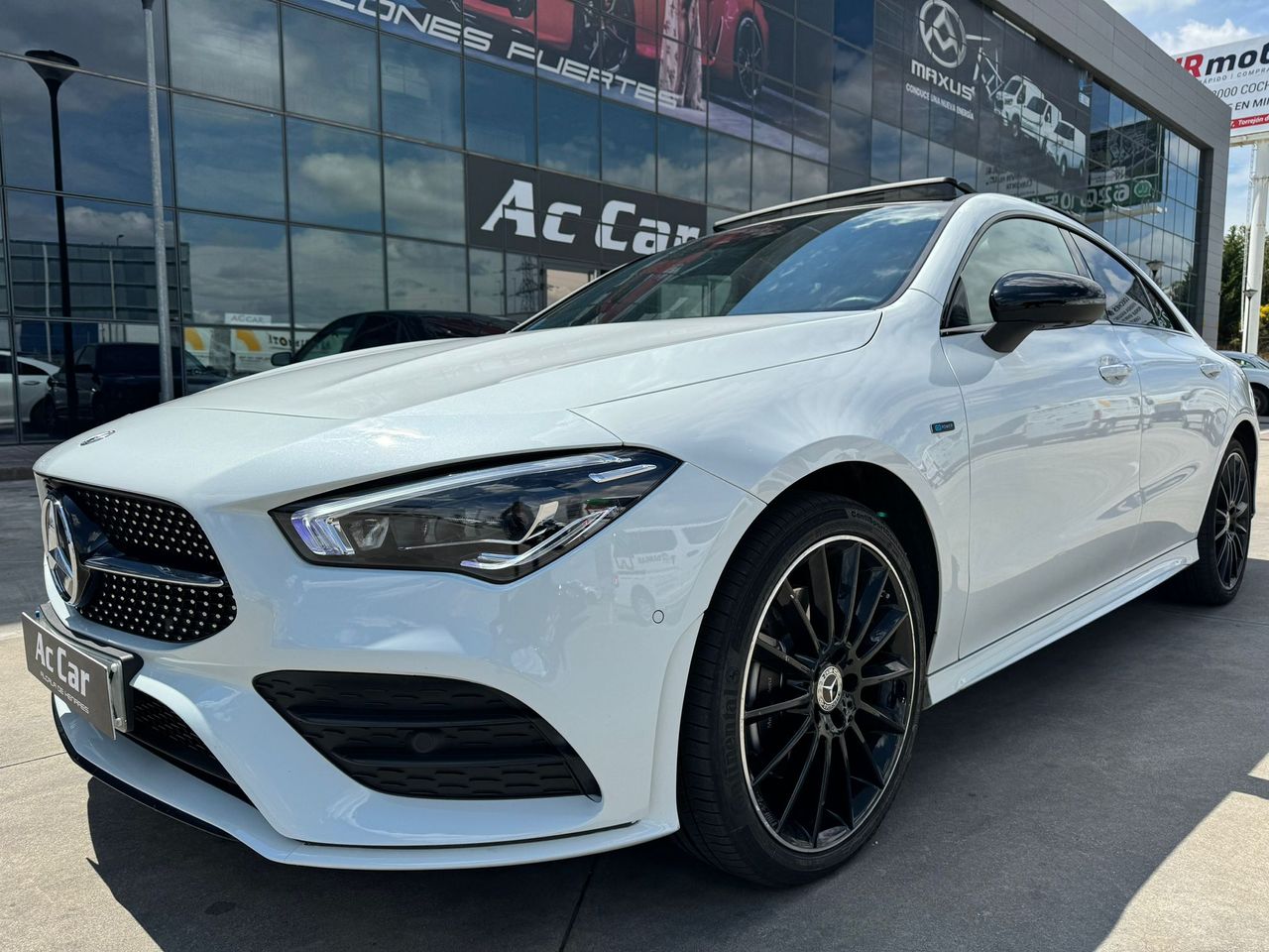 Foto Mercedes-Benz Clase CLA 3