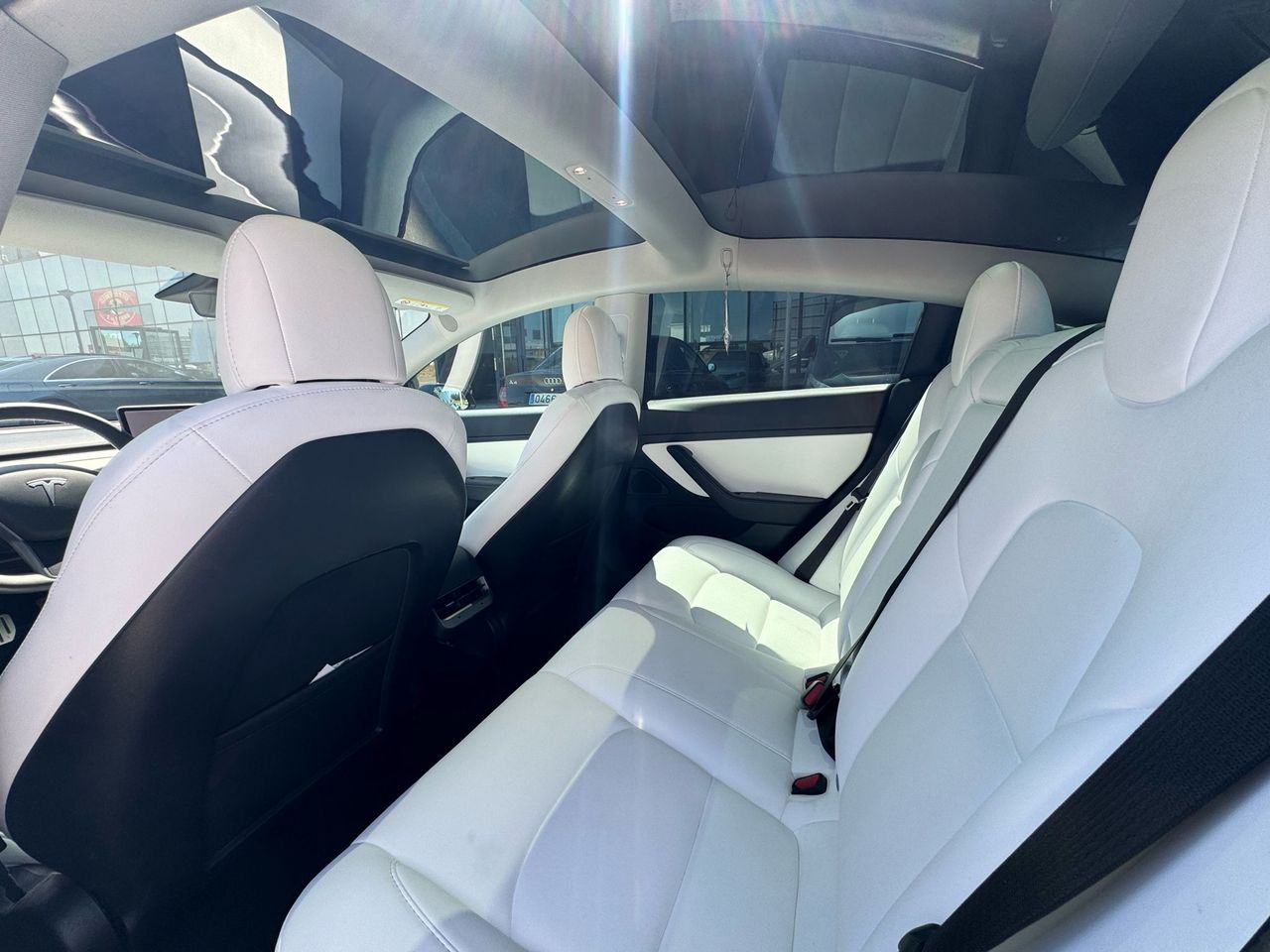 Foto Tesla Model 3 8