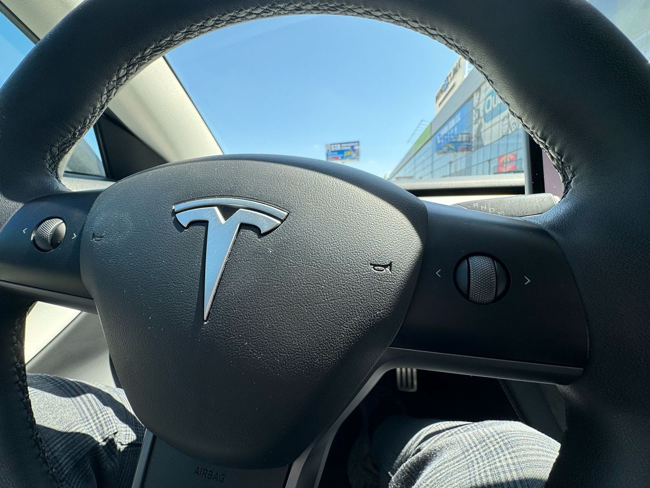 Foto Tesla Model 3 22