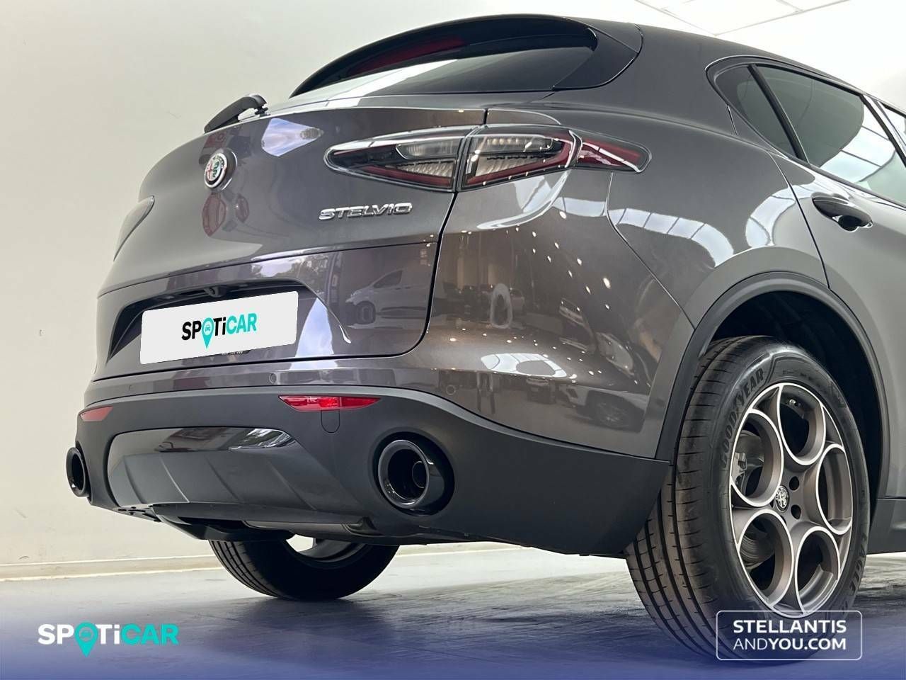 Foto Alfa Romeo Stelvio 21