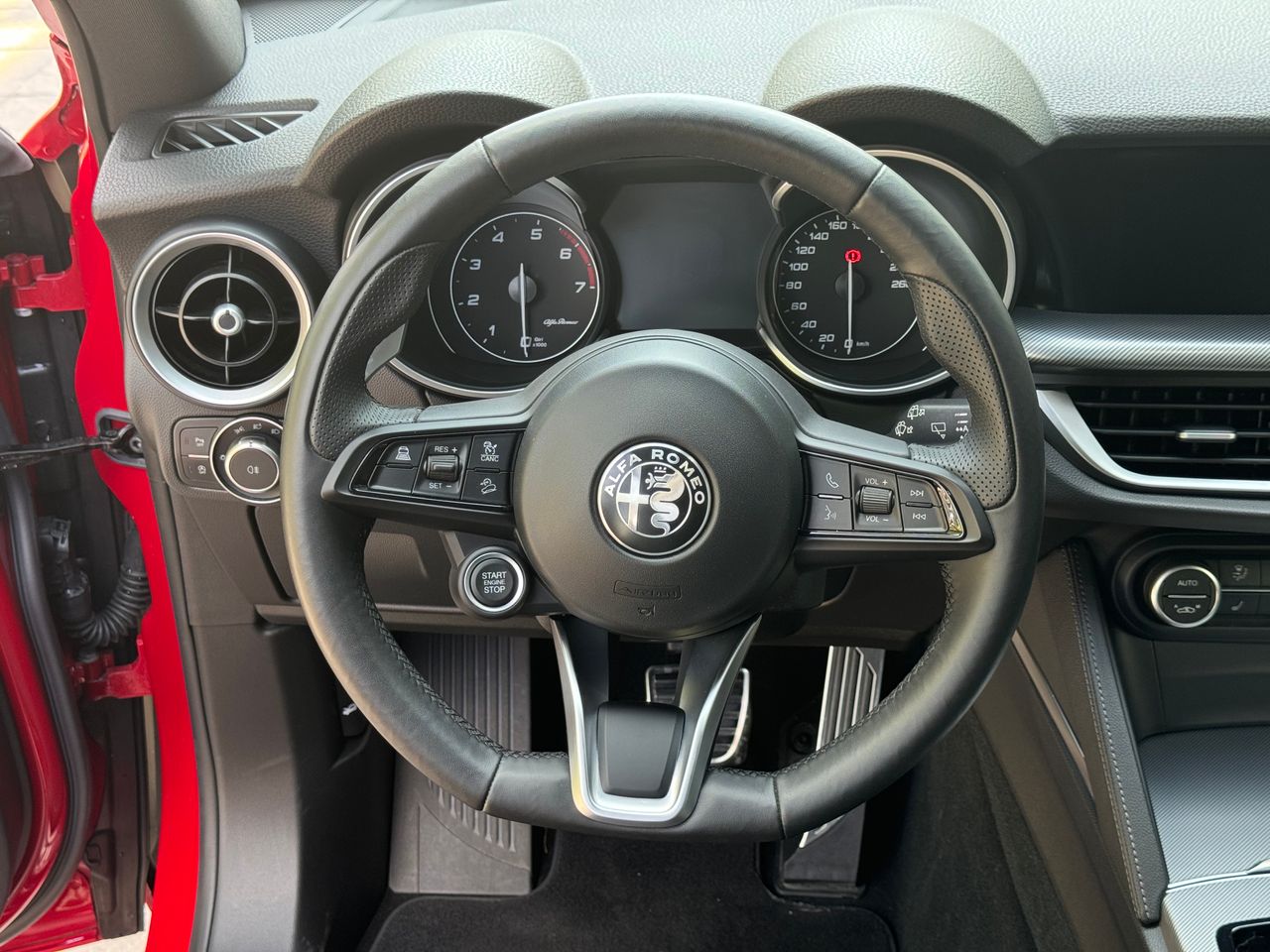 Foto Alfa Romeo Stelvio 6