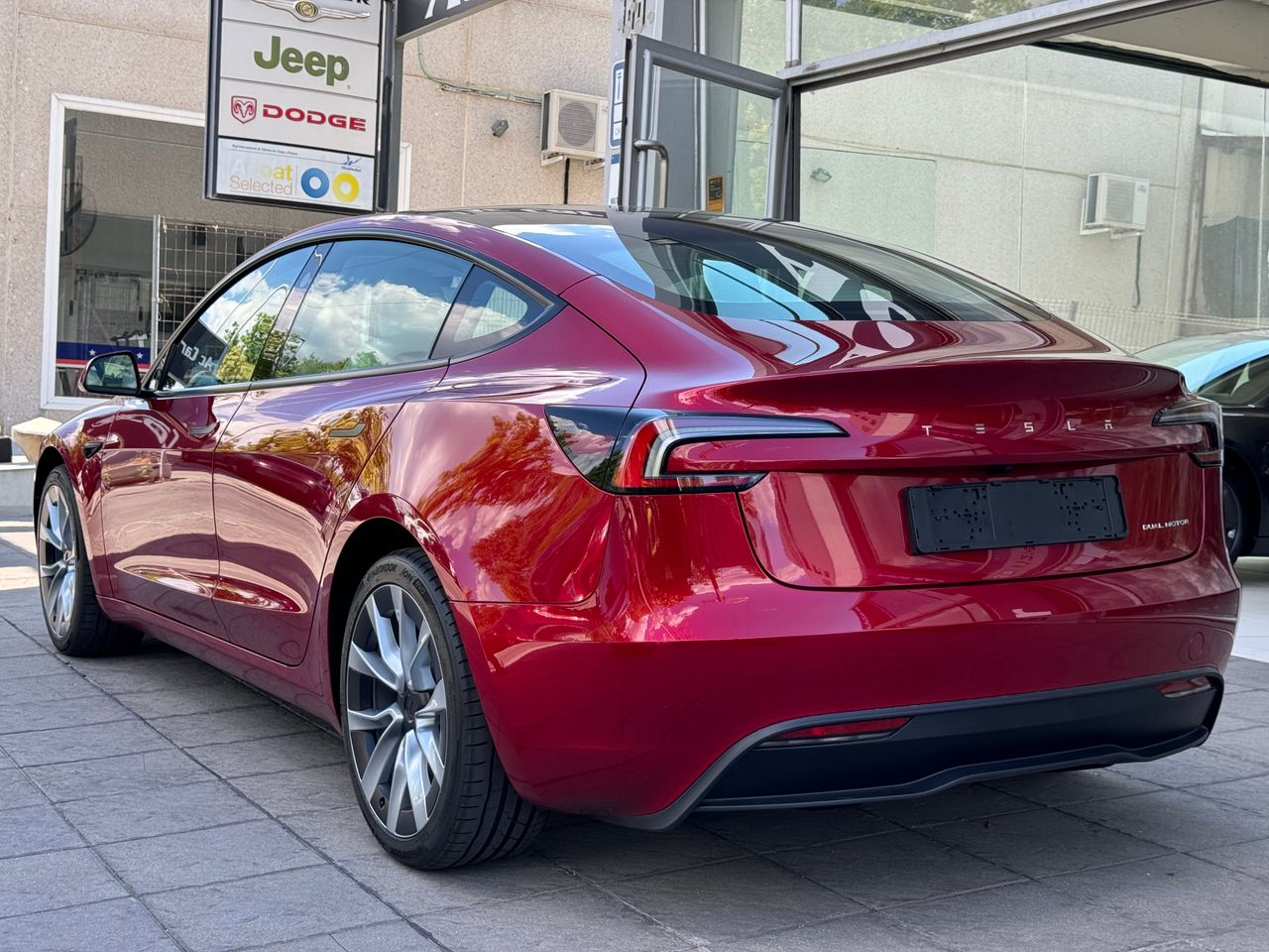 Foto Tesla Model 3 4