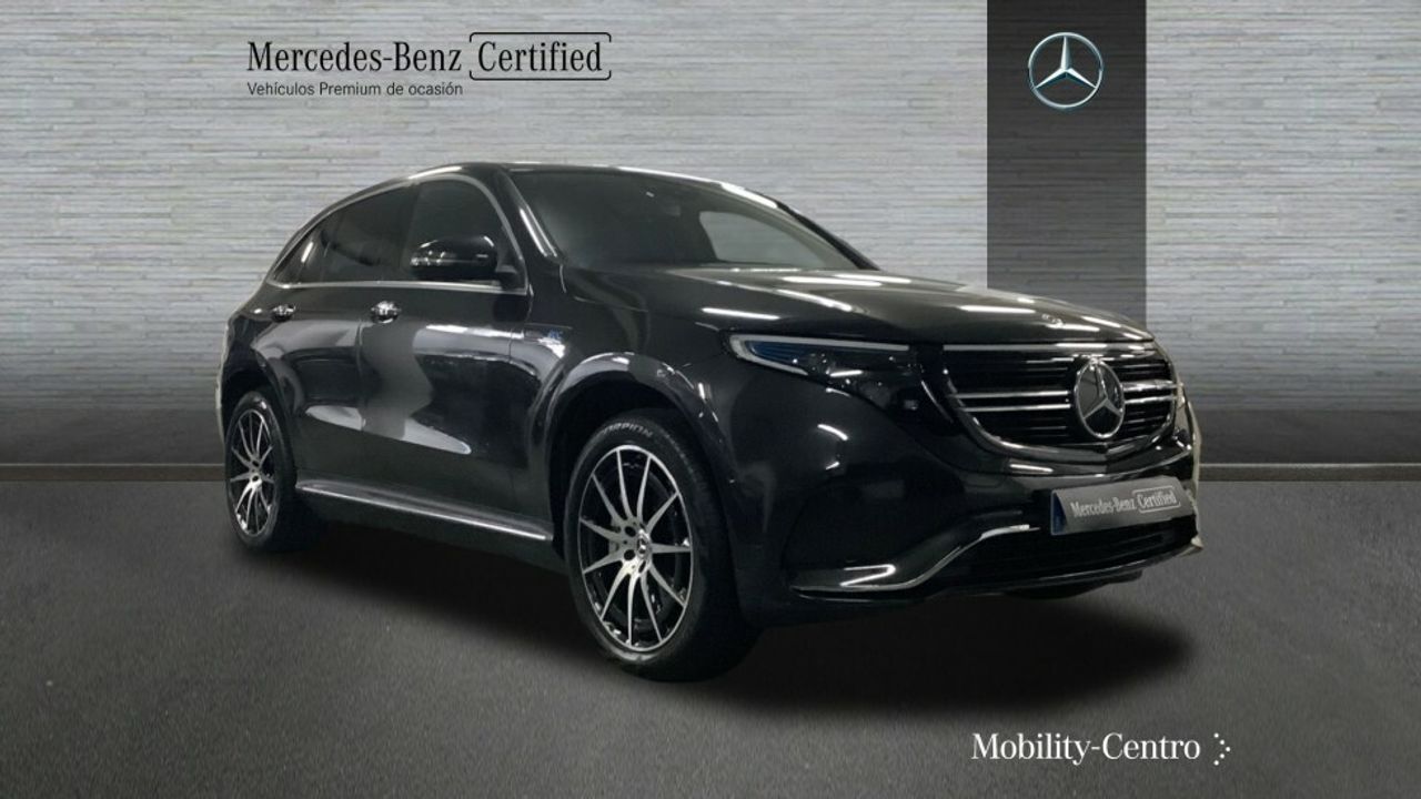 Foto Mercedes-Benz EQC 4