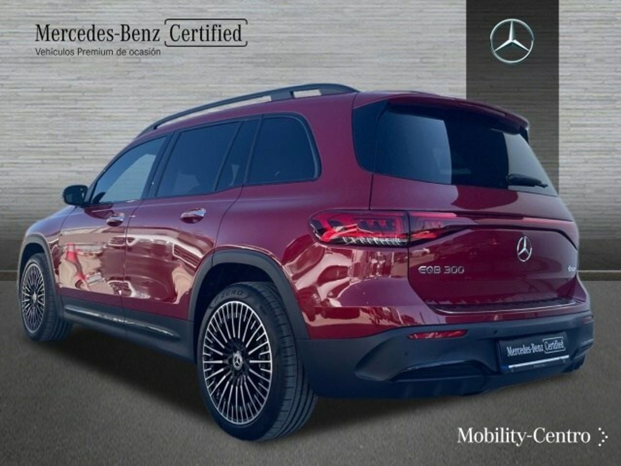 Foto Mercedes-Benz EQB 4