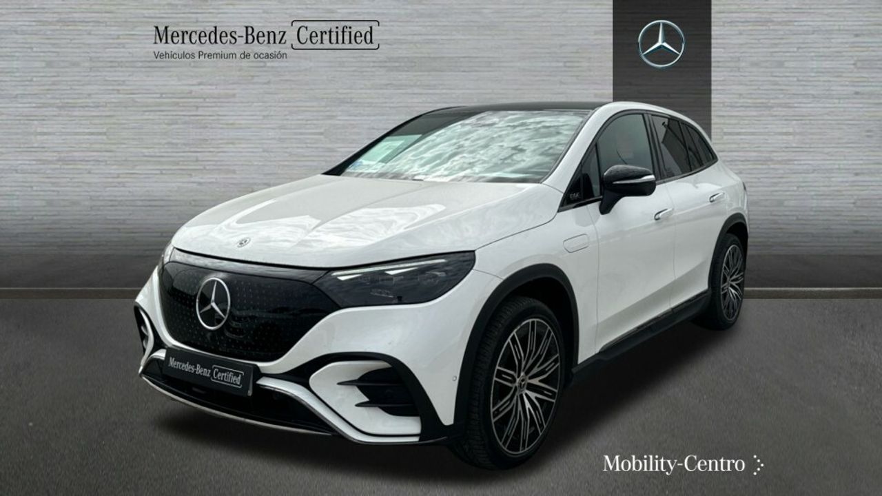 Foto Mercedes-Benz EQE 1