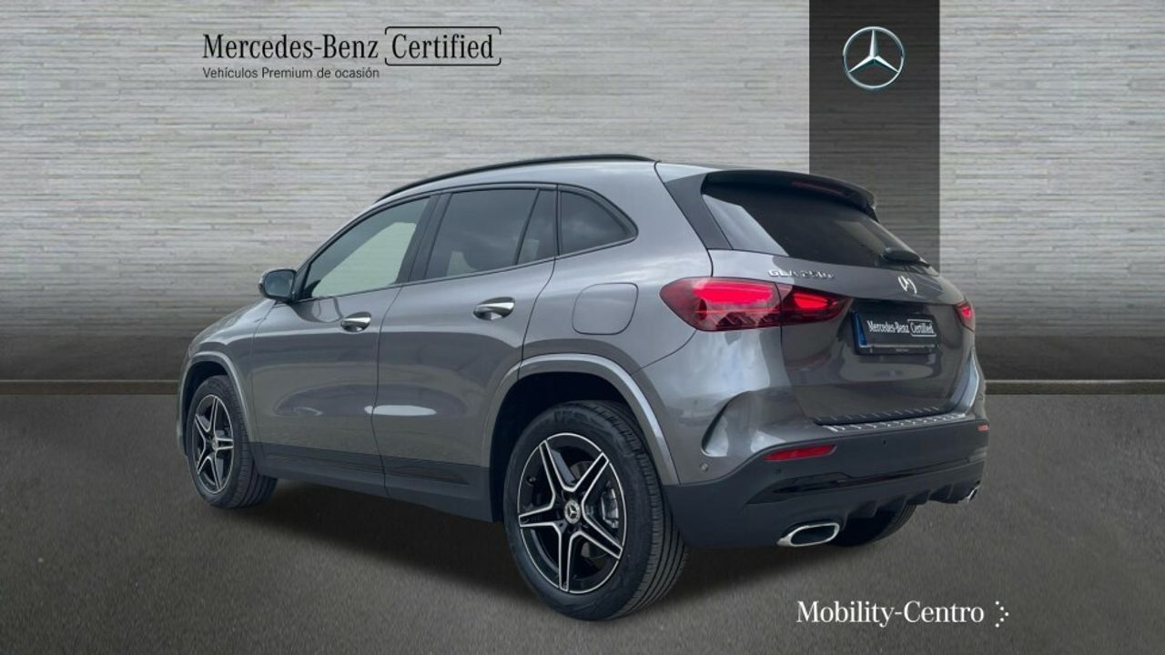 Foto Mercedes-Benz Clase GLA 4