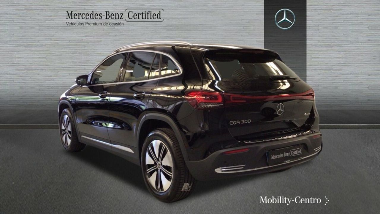 Foto Mercedes-Benz EQA 4