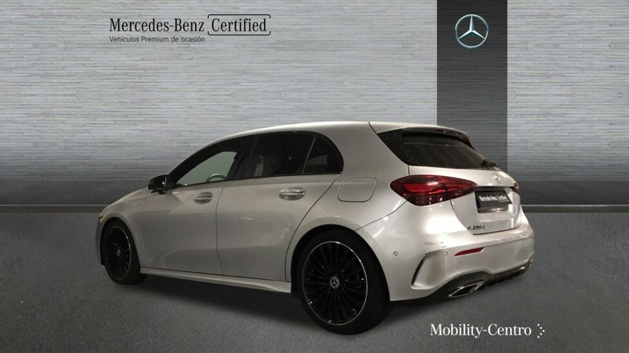 Foto Mercedes-Benz Clase A 4