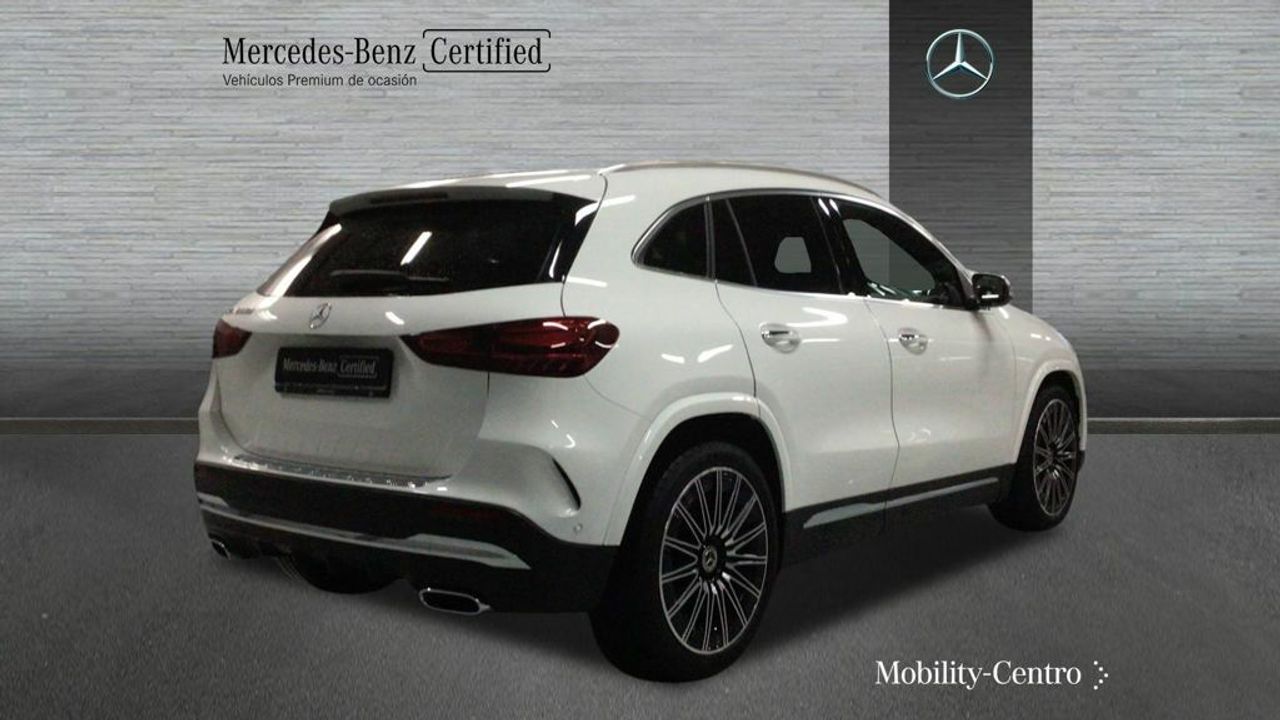 Foto Mercedes-Benz Clase GLA 2