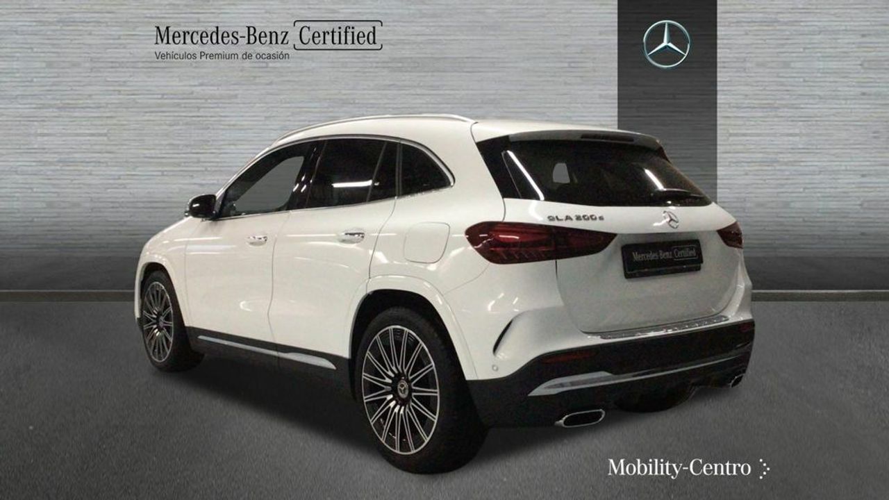 Foto Mercedes-Benz Clase GLA 4